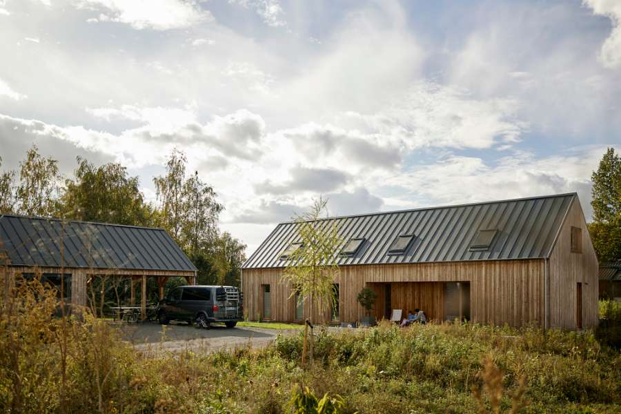 Die Ruhe kehrt ein unter einem Stahldach auf einem idyllischen Naturgrundstück, Fischerstraße 11d, 14778 Päwesin
